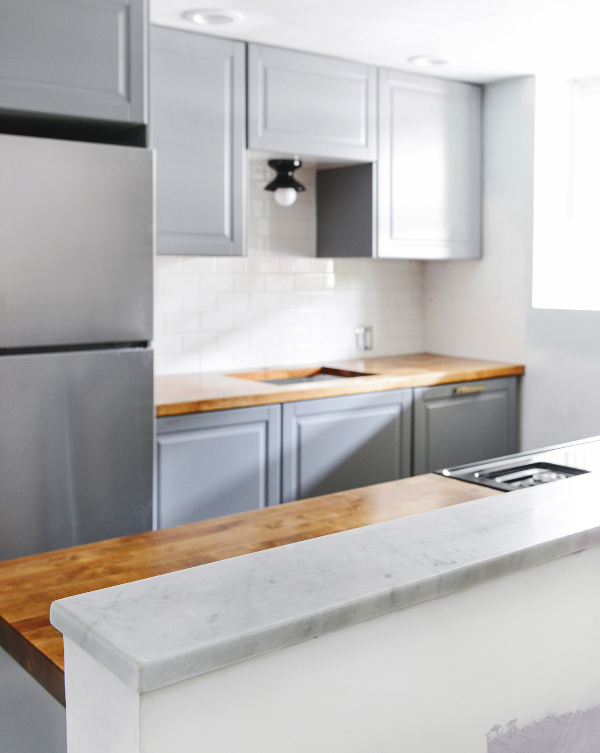 How We Polished A Mini Marble Countertop for the Garden Kitchen!