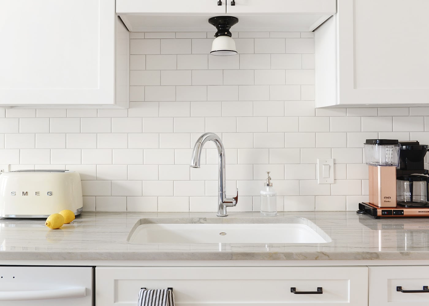 How To Clean A White Enamel Sink