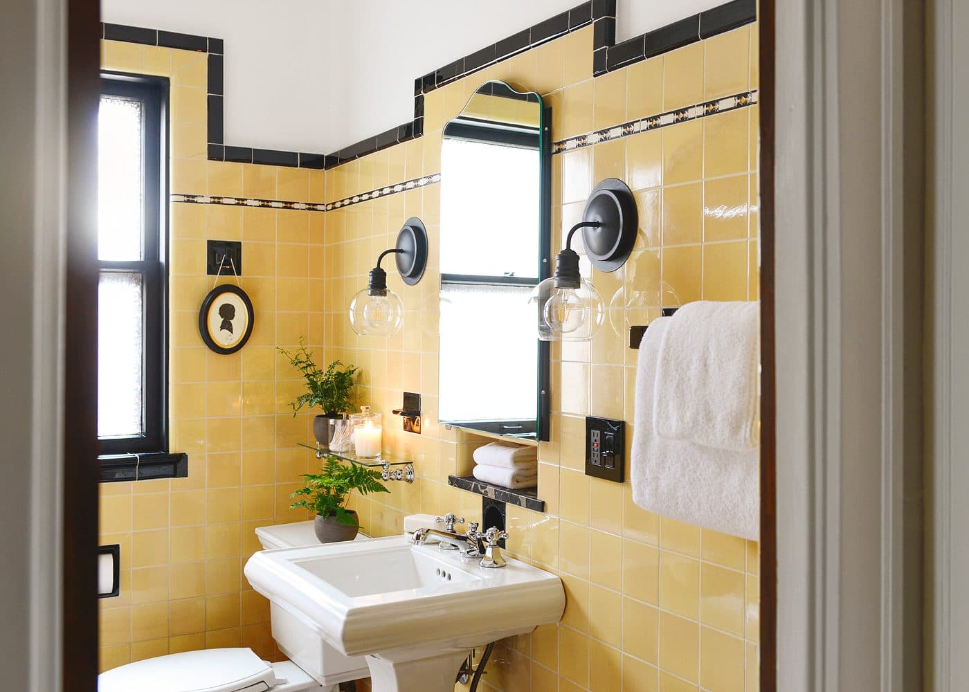 How To Refresh A Vintage Bathroom Keep The Charm Ii Of Ii Yellow Brick Home
